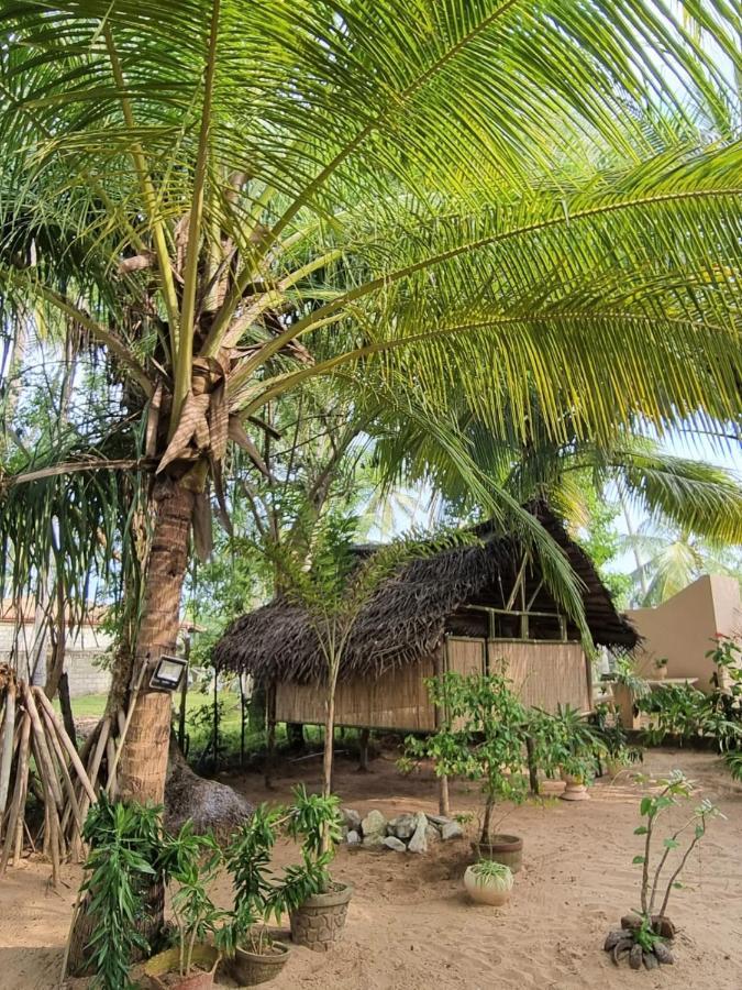 Golden Beach Paradise Tangalle Ngoại thất bức ảnh