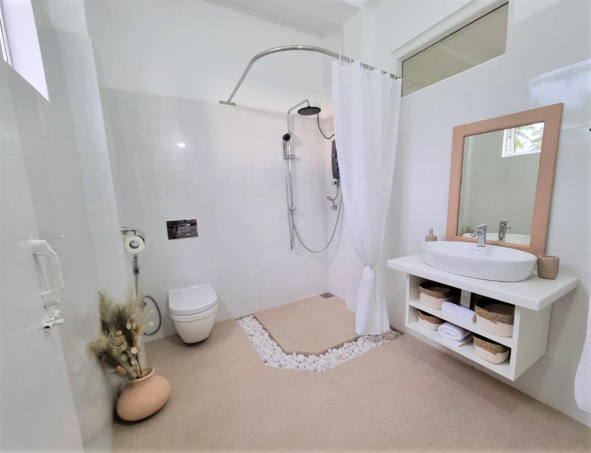 Golden Beach Paradise Tangalle Ngoại thất bức ảnh