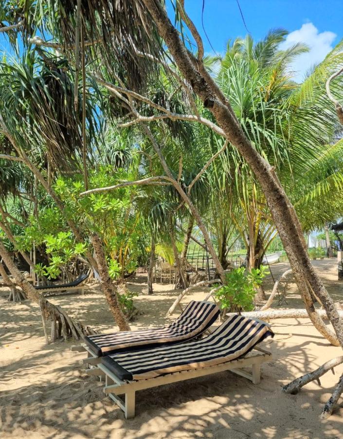 Golden Beach Paradise Tangalle Ngoại thất bức ảnh