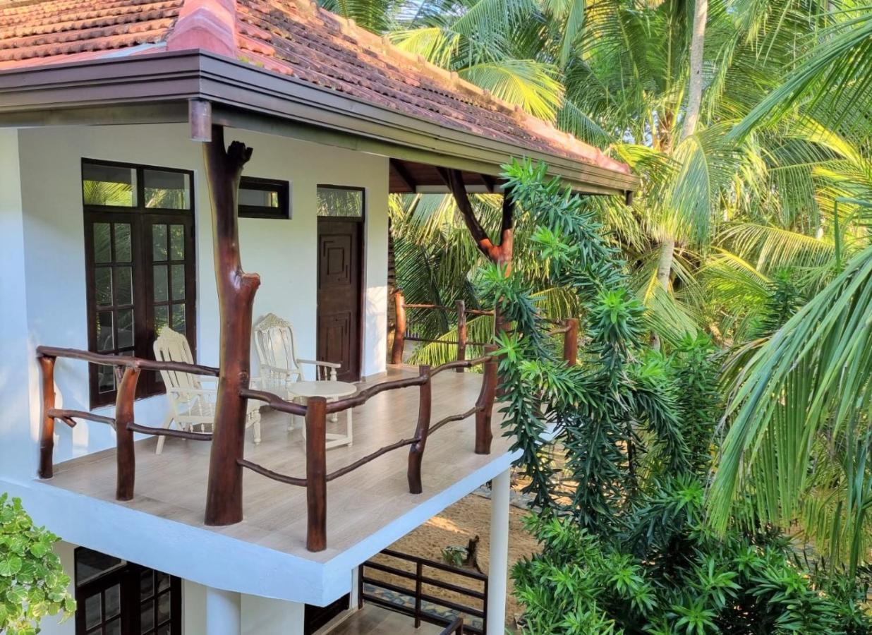 Golden Beach Paradise Tangalle Ngoại thất bức ảnh