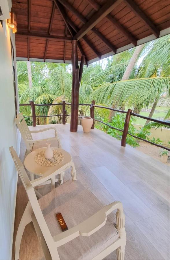 Golden Beach Paradise Tangalle Ngoại thất bức ảnh