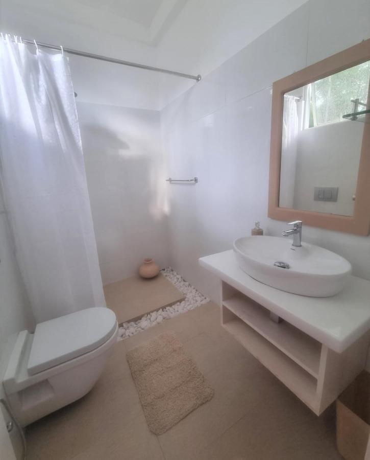 Golden Beach Paradise Tangalle Ngoại thất bức ảnh