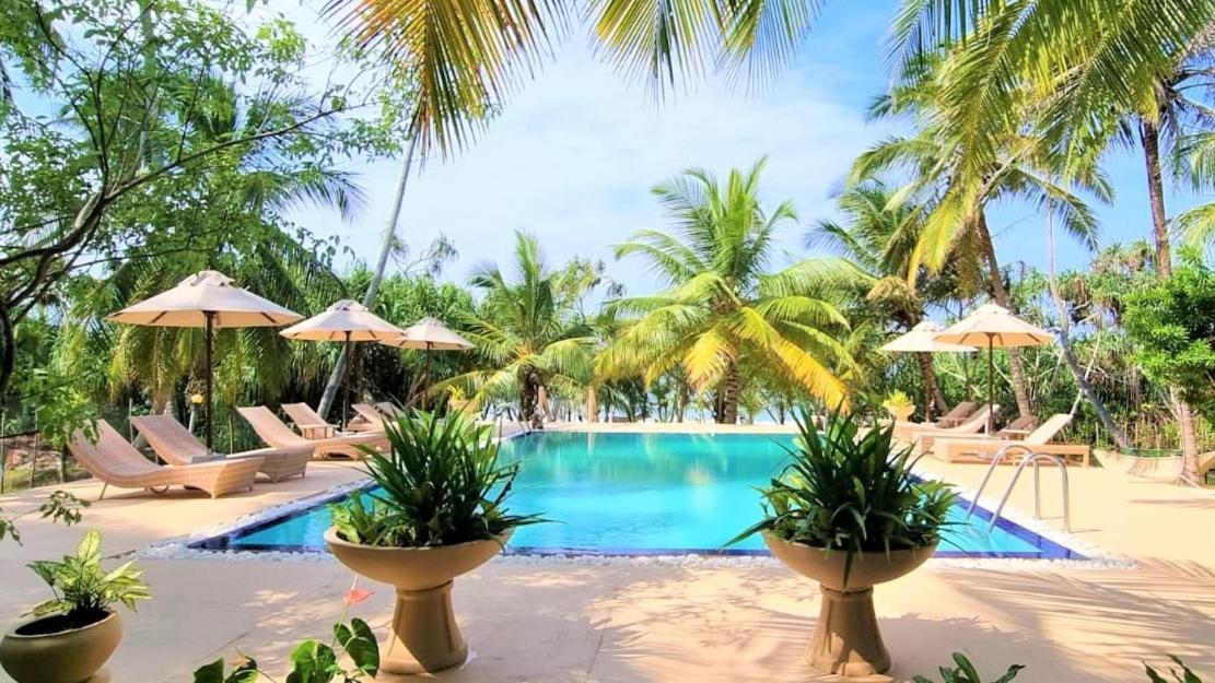 Golden Beach Paradise Tangalle Ngoại thất bức ảnh