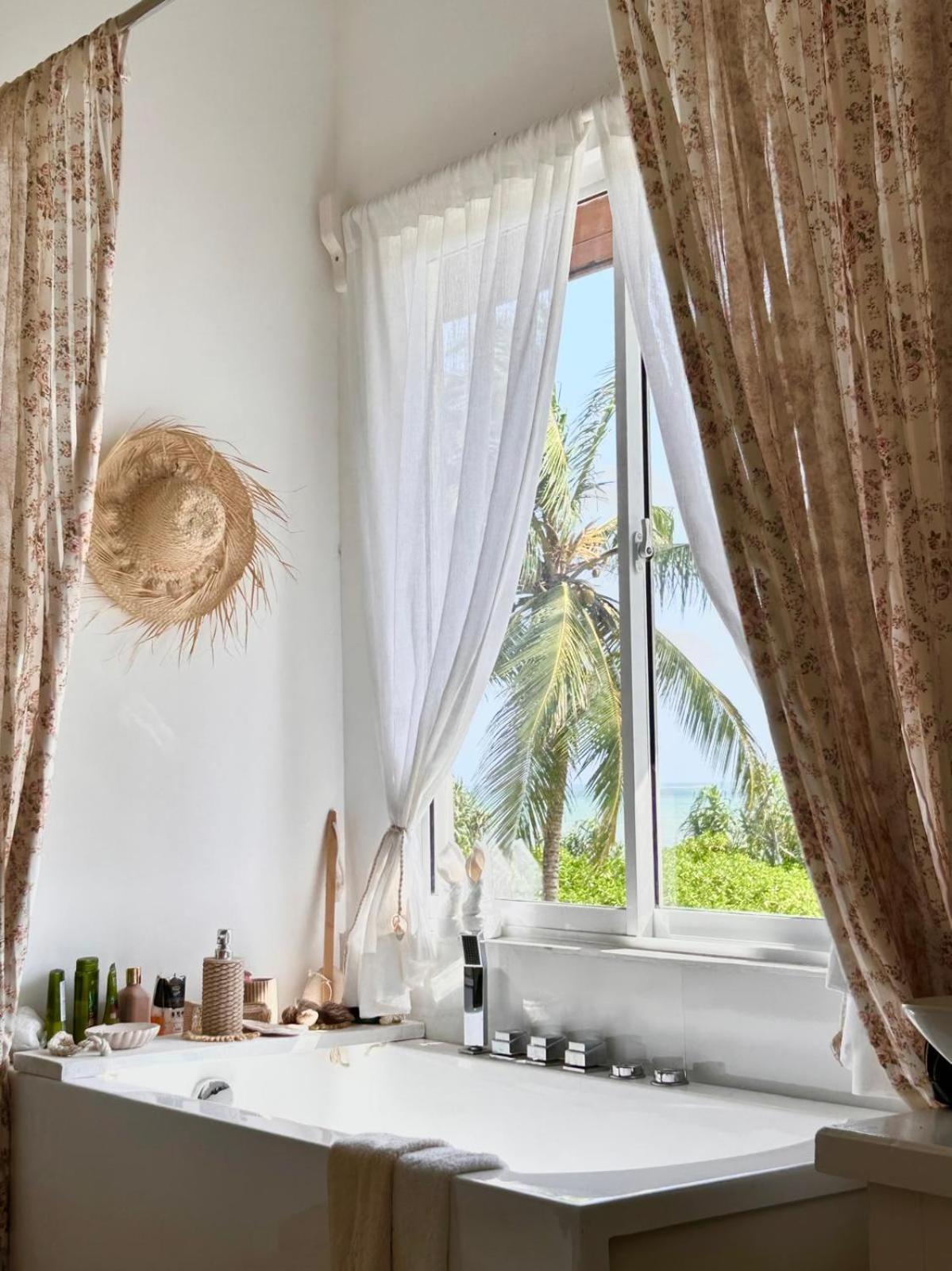 Golden Beach Paradise Tangalle Ngoại thất bức ảnh